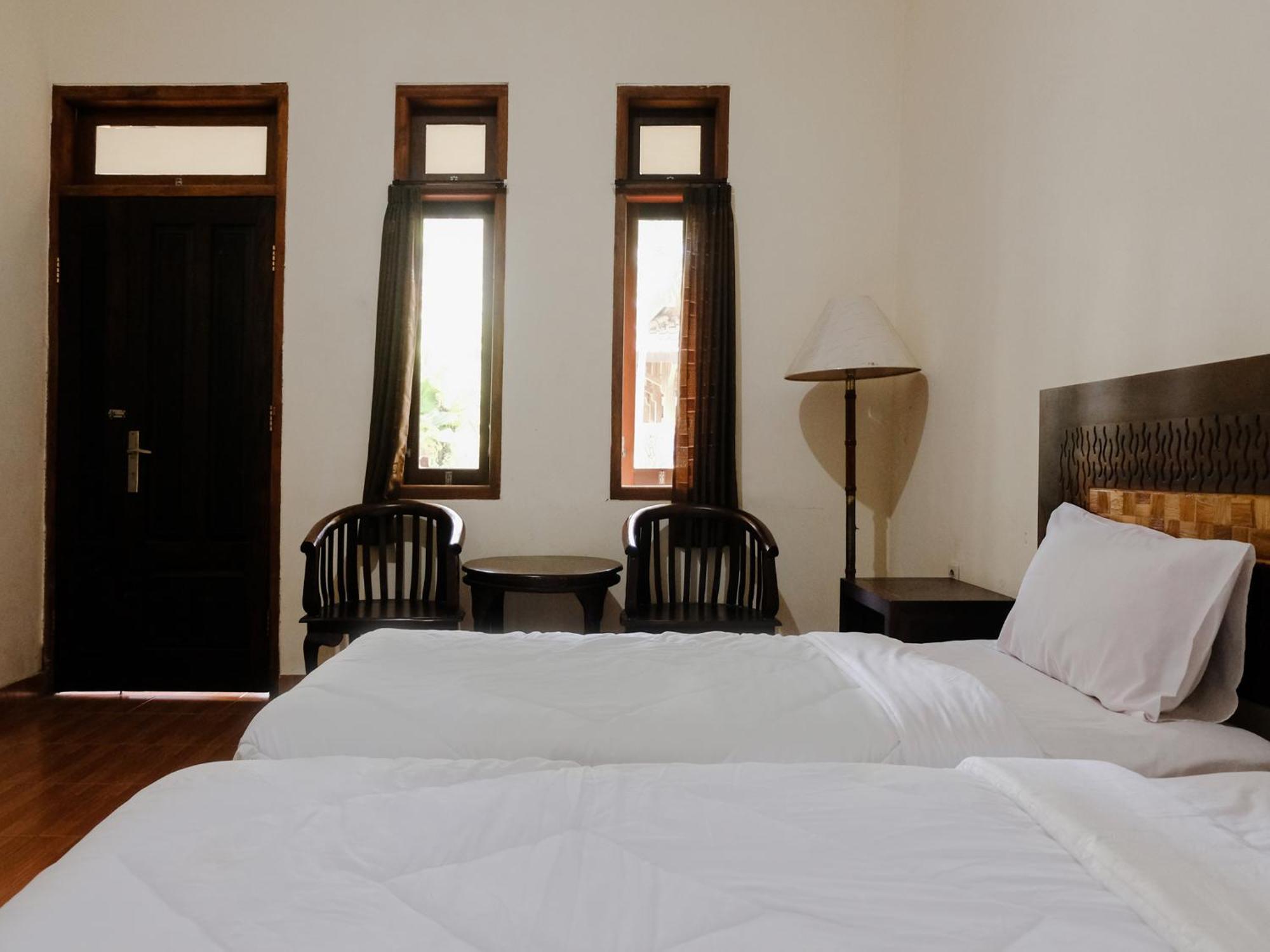 Hotel Mahkota Plengkung By Ecommerceloka Banyuwangi  Pokoj fotografie