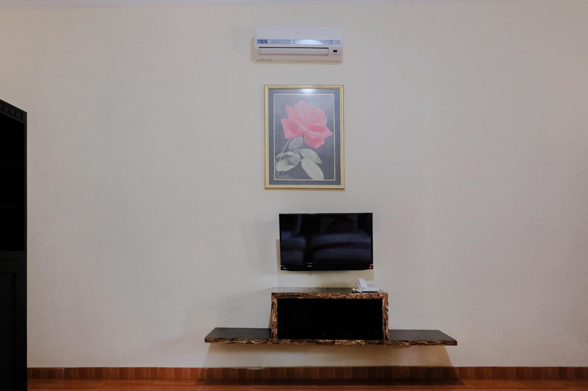 Hotel Mahkota Plengkung By Ecommerceloka Banyuwangi  Exteriér fotografie